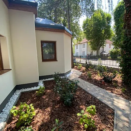 Casa di campagna Karinthy Ház *