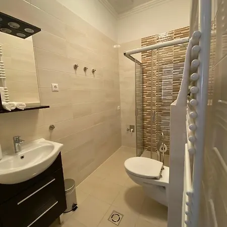 Εξοχικό σπίτι Karinthy Haz